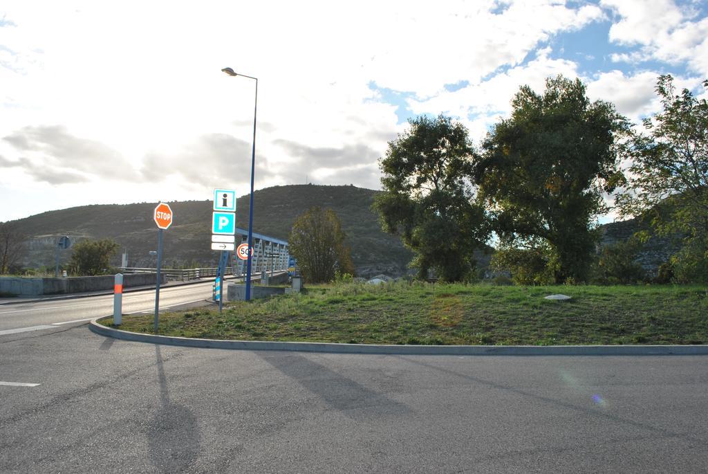 Ibis Budget Loriol Le Pouzin Exterior photo